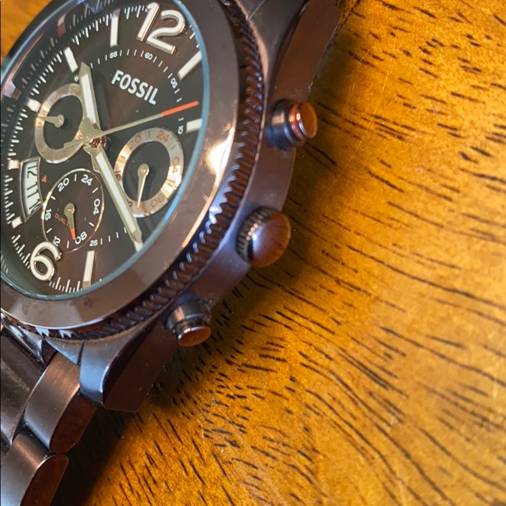 Fossil Watch! - Picture 2 of 5